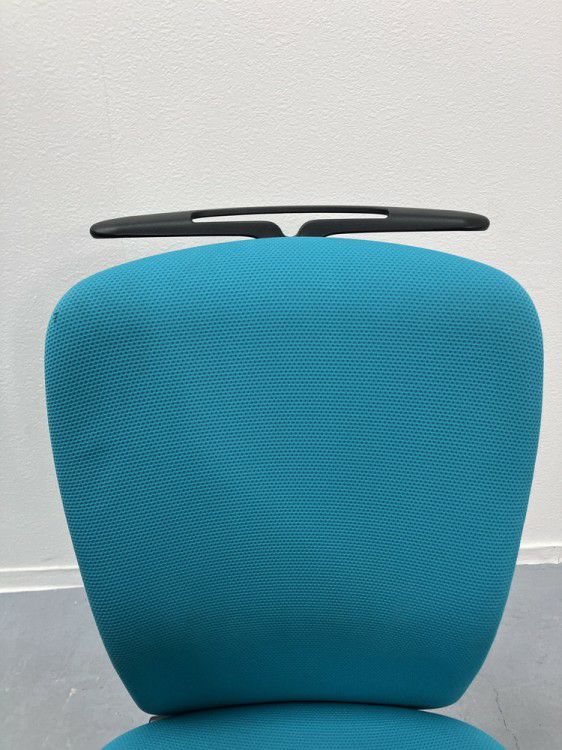 オカムラスラートチェア 商品画像5