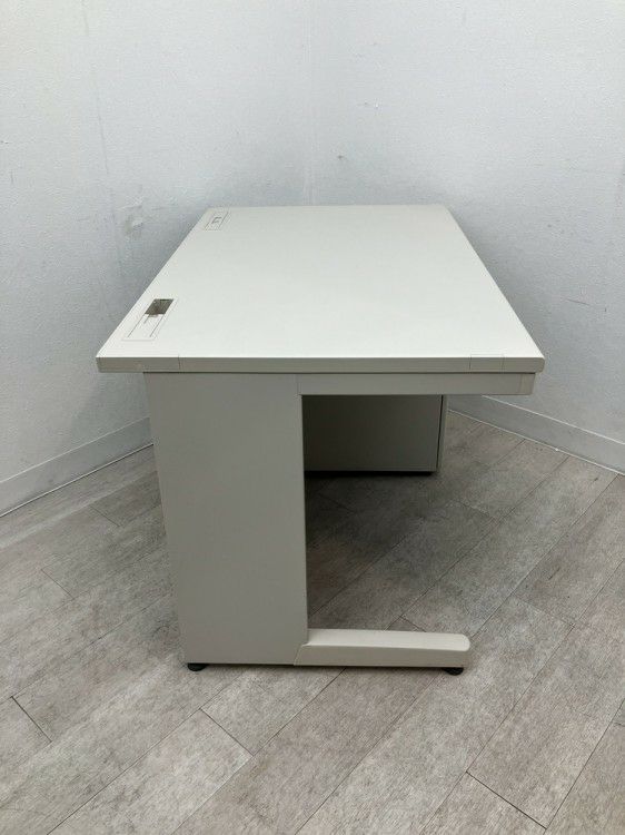 コクヨBS+シリーズ 1100片袖デスク 商品画像3