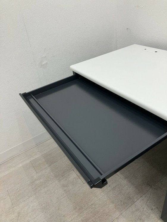 プラスフラットラインシリーズ 1200片袖デスク 商品画像9