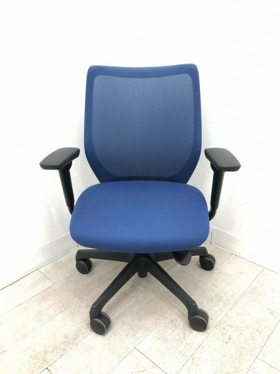 オカムラCG-M(シージーエム)シリーズ 可動肘付CG-Mチェア 商品画像2