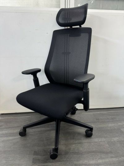 ウチダ（内田洋行）セレッツァ（Sellezza）チェア 可動肘付セレッツァチェア 商品画像1