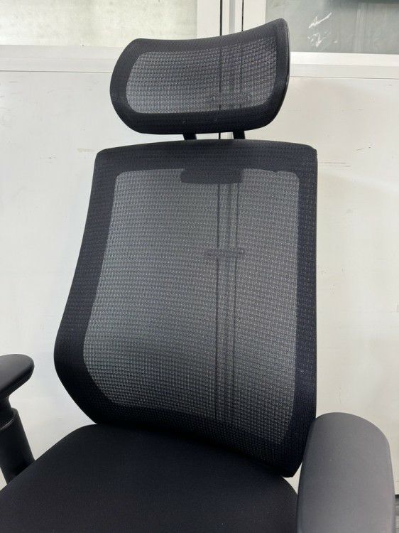 ウチダ（内田洋行）セレッツァ（Sellezza）チェア 可動肘付セレッツァチェア 商品画像3