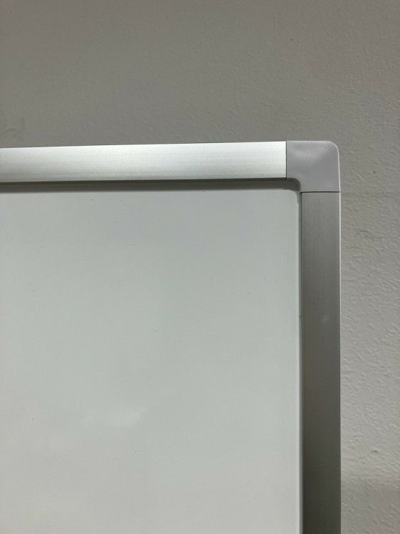 コクヨBB-R900シリーズ 1200脚付ホワイトボード 商品画像2