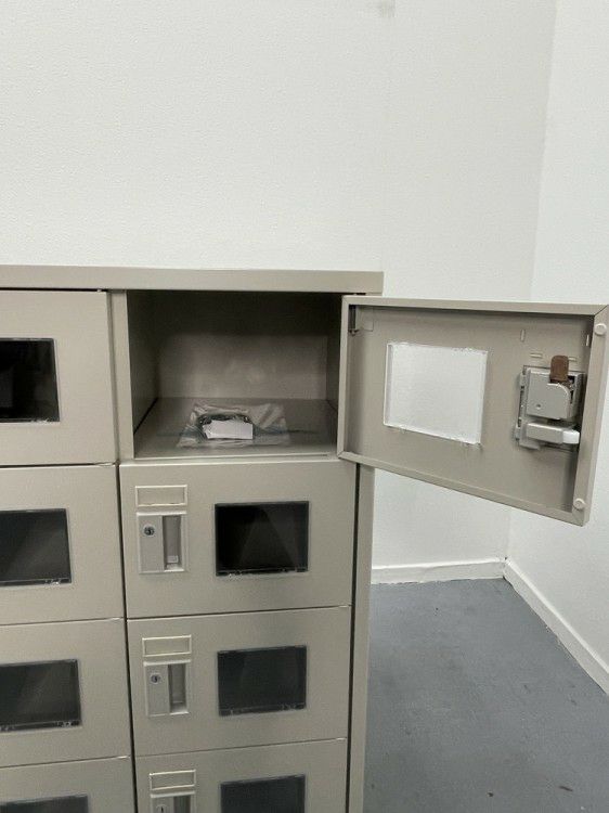 ウチダ（内田洋行）24人用シューズボックス 商品画像7