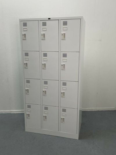 ウチダ（内田洋行）NS型シリーズ 12人用ロッカー 商品画像1