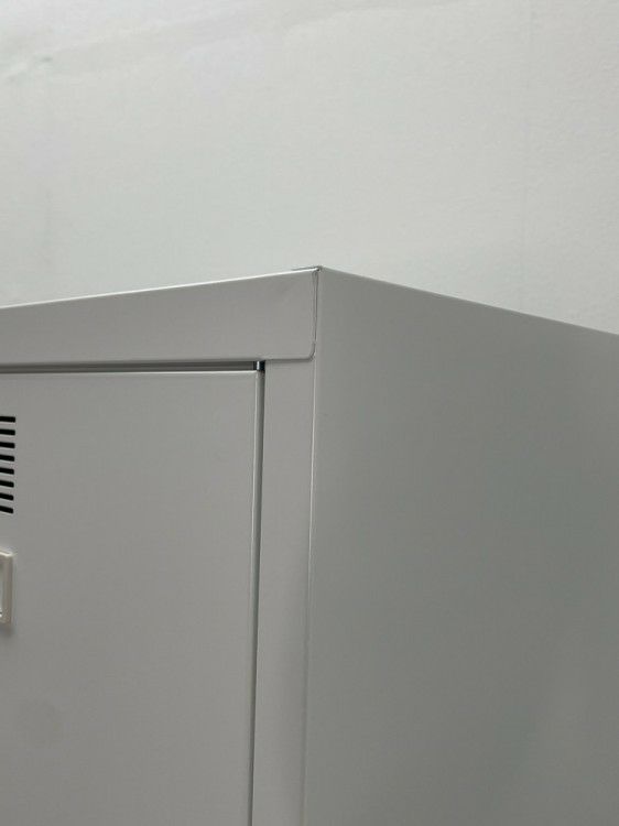 ウチダ（内田洋行）NS型シリーズ 12人用ロッカー 商品画像4