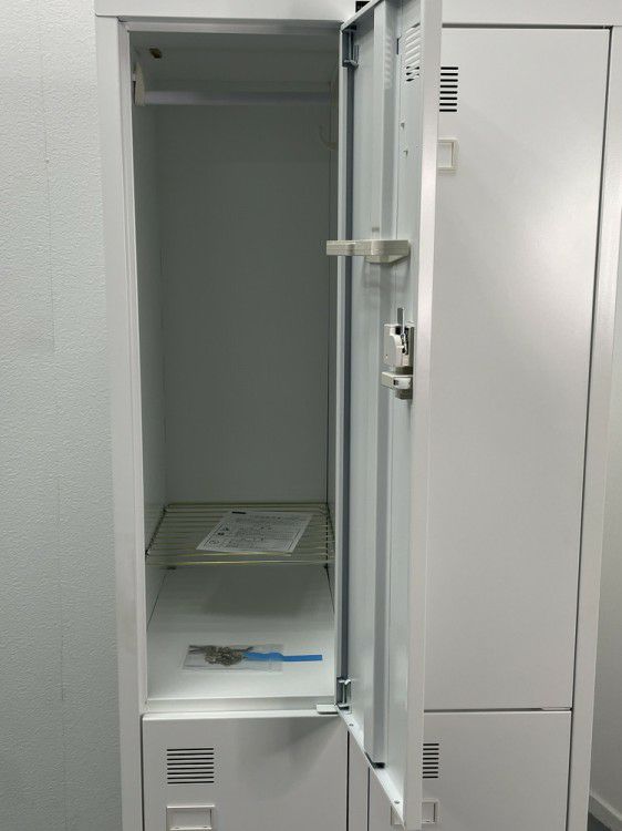 ウチダ（内田洋行）NS型シリーズ 4人用ロッカー 商品画像8