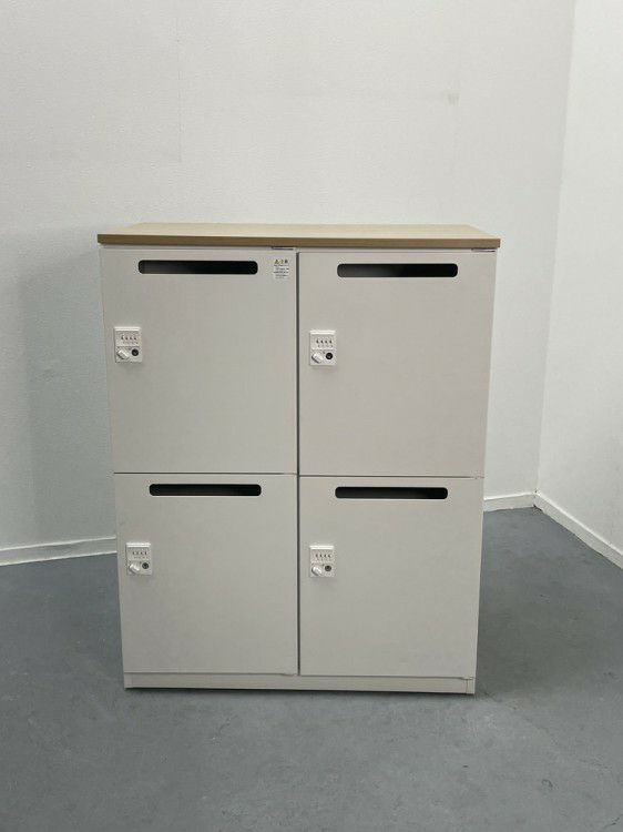 プラスM型ロッカーシリーズ 4人用パーソナルロッカー 商品画像2