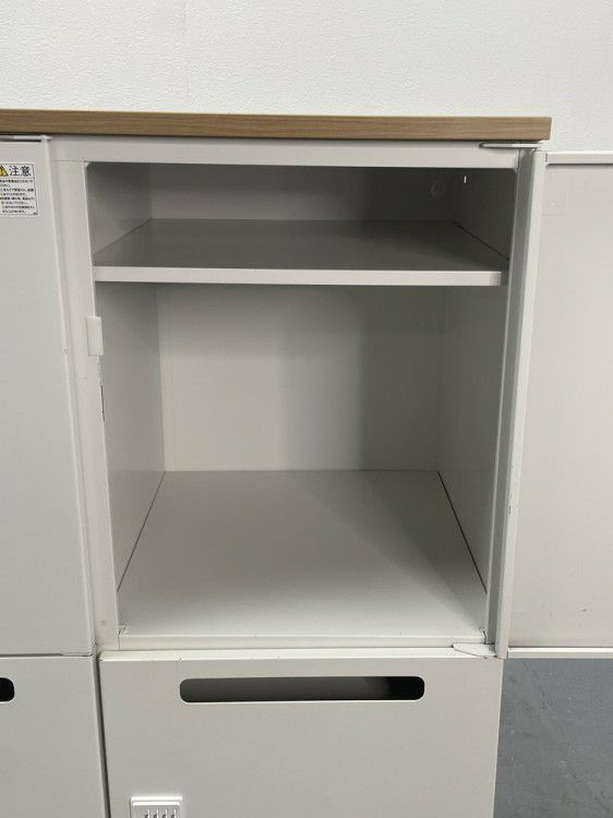 プラスM型ロッカーシリーズ 4人用パーソナルロッカー 商品画像8