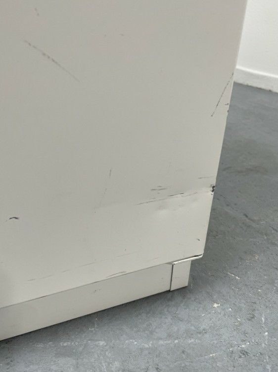 プラスM型ロッカーシリーズ 4人用パーソナルロッカー 商品画像9