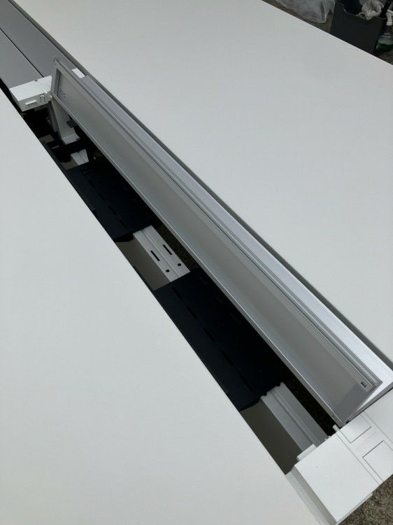 コクヨワークヴィスタ+シリーズ 4000フリーアドレスデスク 商品画像5