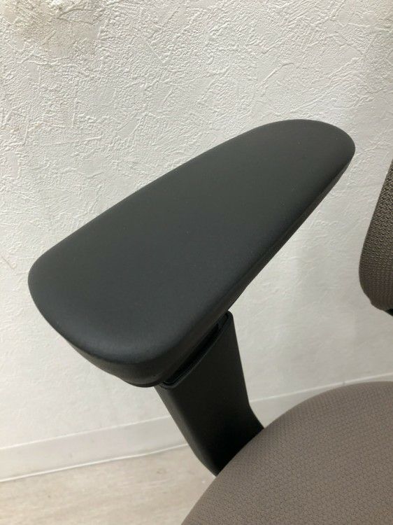 コクヨMitra2（ミトラ2）チェア 可動肘付ミトラ2チェア 商品画像11