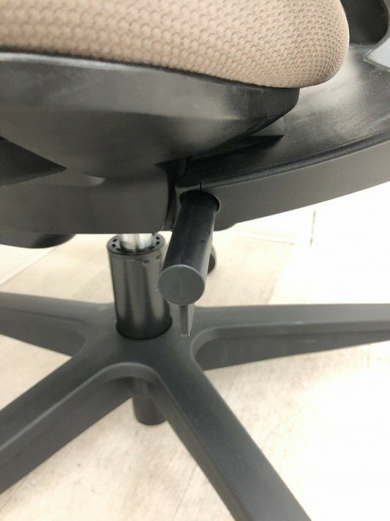 コクヨMitra2（ミトラ2）チェア 可動肘付ミトラ2チェア 商品画像16