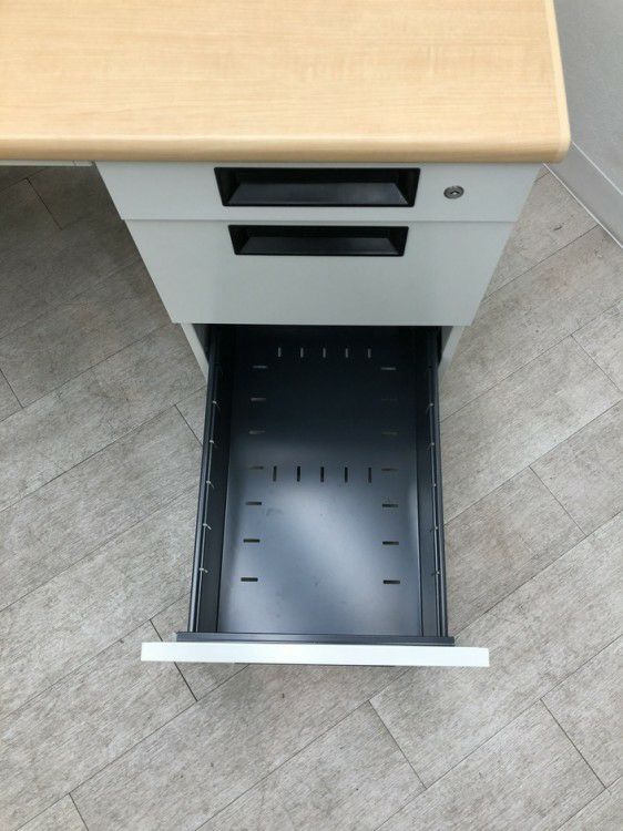 プラスフラットラインシリーズ 1200片袖デスク 商品画像19