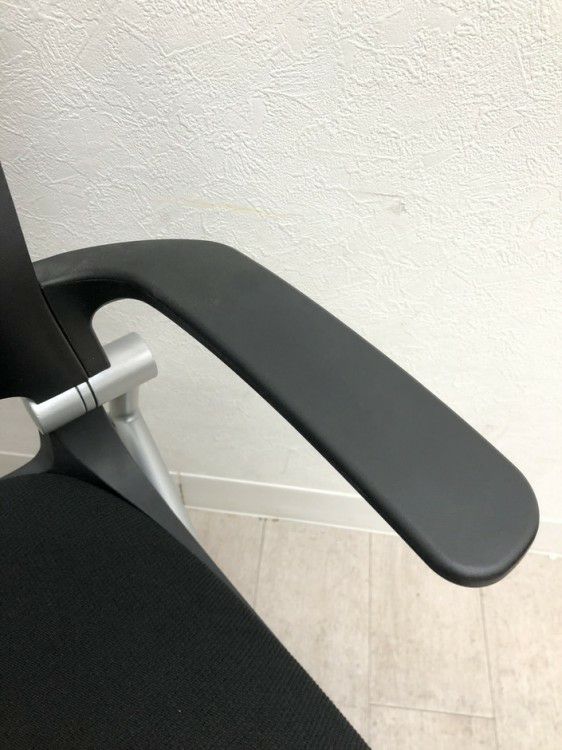 オカムラGrata（グラータ）チェア ネスティングチェア2脚セット 商品画像14