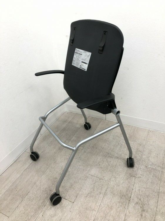 オカムラGrata（グラータ）チェア ネスティングチェア2脚セット 商品画像18