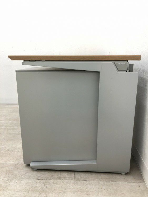 オカムラ1500平デスク+ワゴンセット 商品画像4