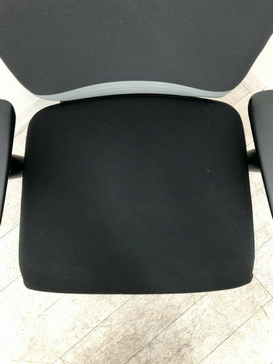 オカムラfeego(フィーゴ)チェア 可動肘付フィーゴチェア 商品画像9