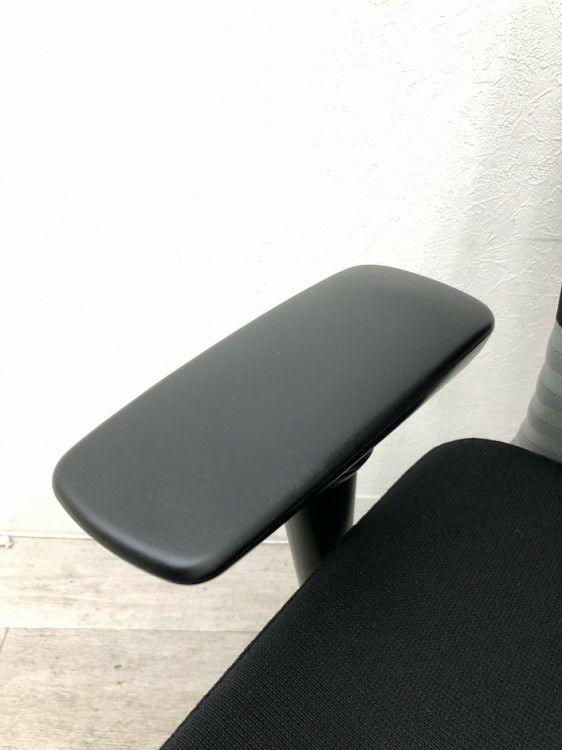 オカムラfeego(フィーゴ)チェア 可動肘付フィーゴチェア 商品画像10