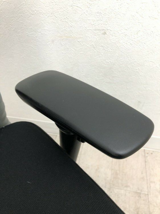 オカムラfeego(フィーゴ)チェア 可動肘付フィーゴチェア 商品画像11