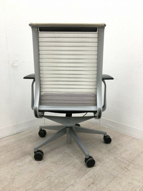 スチールケースシンク（Think）チェア 固定肘付シンクチェア 商品画像5