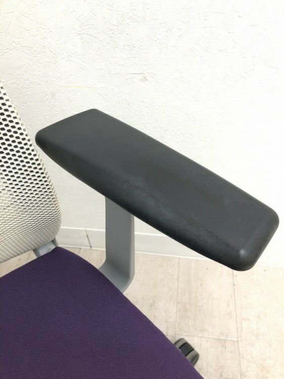 スチールケースシンク（Think）チェア 固定肘付シンクチェア 商品画像10