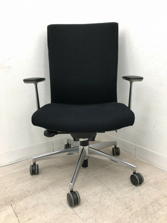 コクヨPUNTO(プント)チェア 固定肘付プントチェア 商品画像2