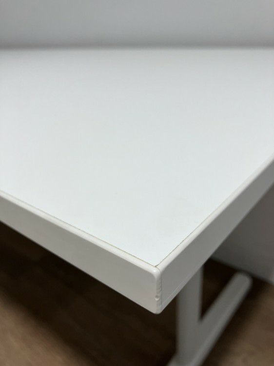 ウチダ（内田洋行）ST-1000シリーズ ミーティングテーブル 商品画像2