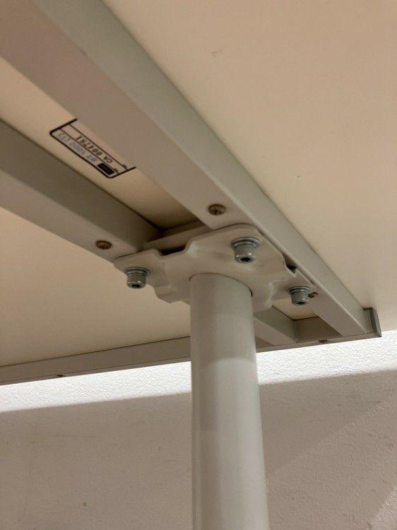 ウチダ（内田洋行）ST-1000シリーズ ミーティングテーブル 商品画像5