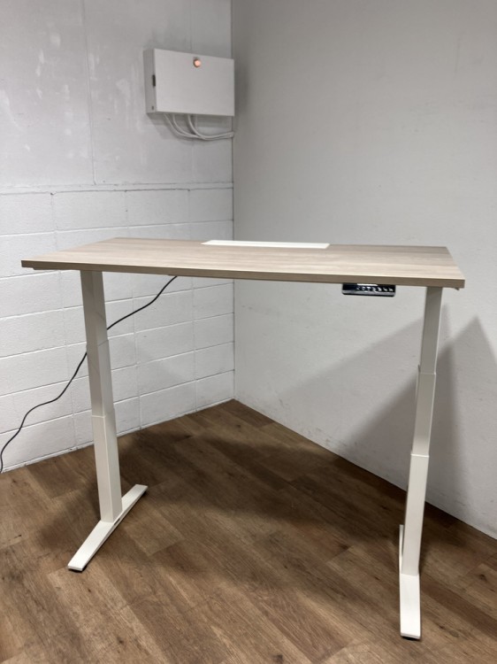 HermanMiller（ハーマンミラー）電動昇降デスク 商品画像11