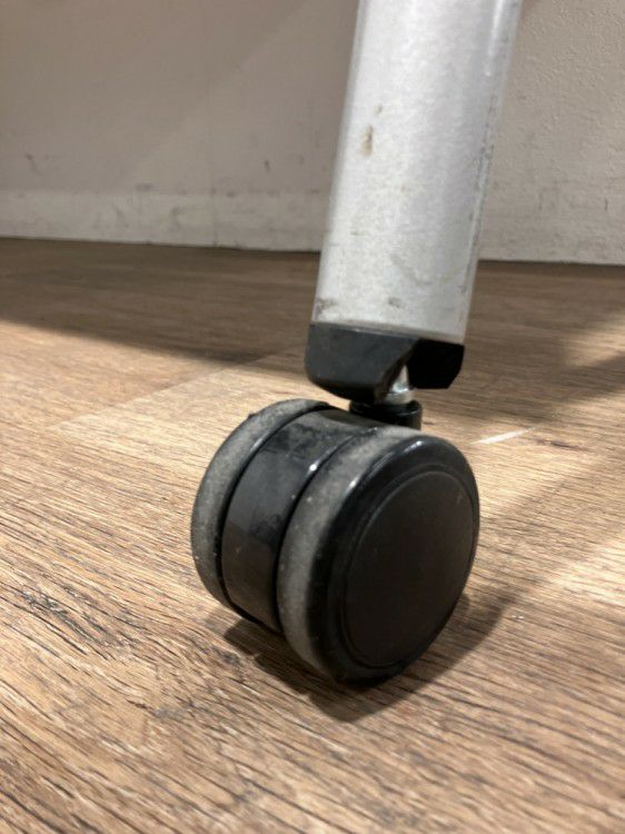 オカムラ1800平行スタックテーブル 商品画像3