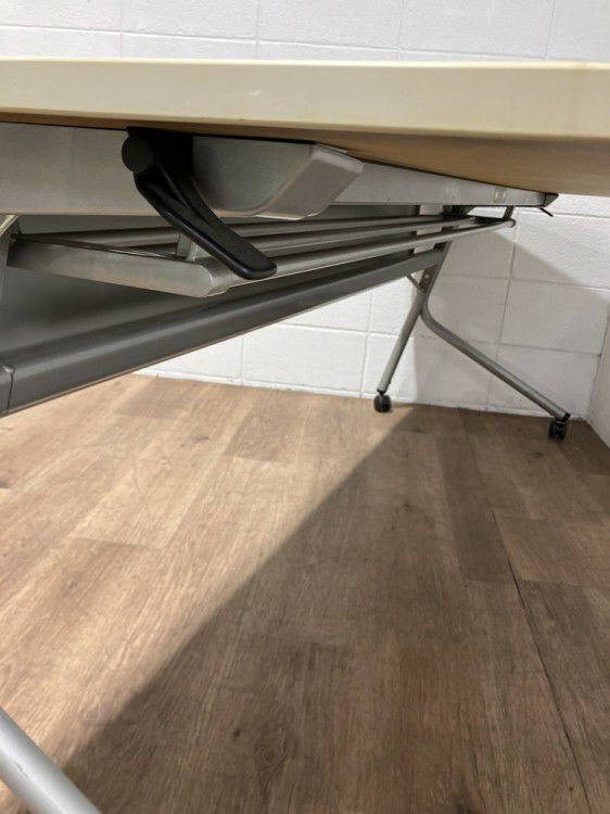 オカムラ1800平行スタックテーブル 商品画像6