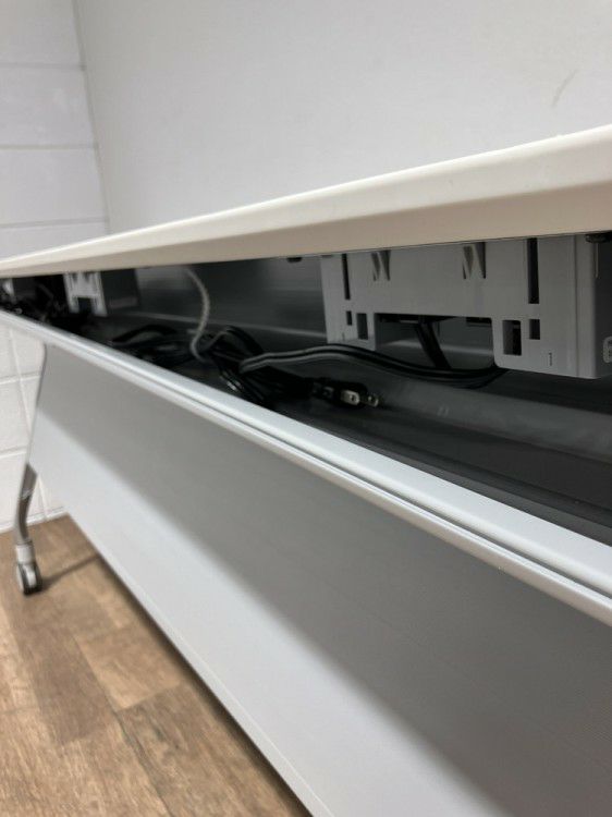 コクヨエピファイ(EPIPHY)シリーズ 1800平行スタックテーブル 商品画像9