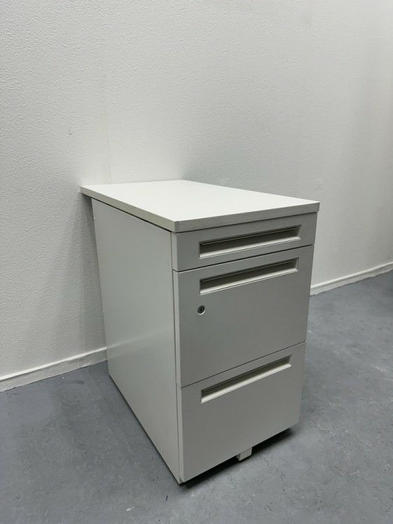 ウチダ（内田洋行）SCAENA(スカエナ)シリーズ　Kタイプ 脇机 商品画像1