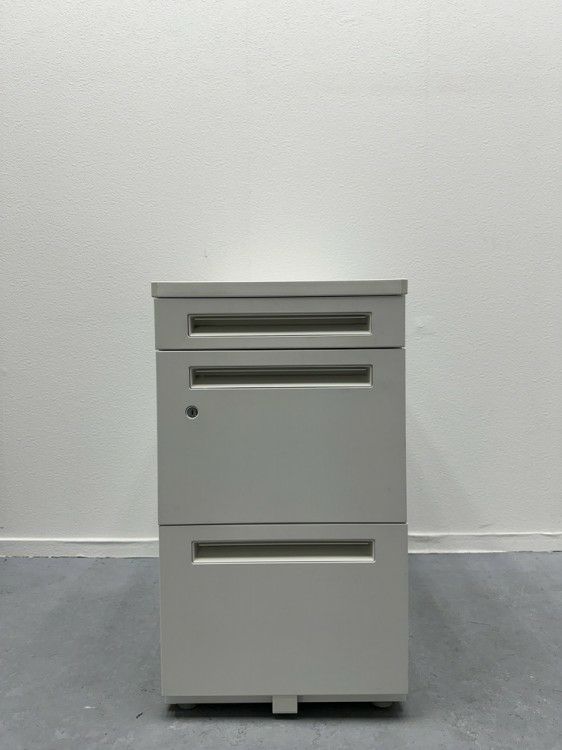 ウチダ（内田洋行）SCAENA(スカエナ)シリーズ　Kタイプ 脇机 商品画像2