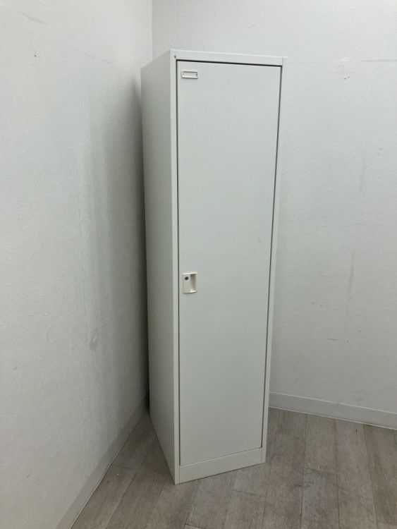 オカムラFZタイプシリーズ 1人用ロッカー 商品画像1