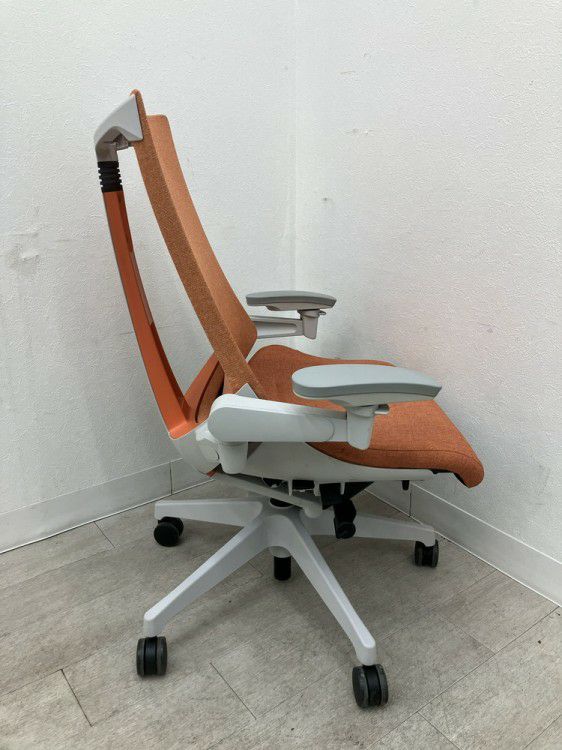 イトーキAct(アクト)チェア 可動肘付アクトチェア 商品画像4