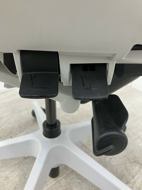 イトーキAct(アクト)チェア 可動肘付アクトチェア 商品画像18