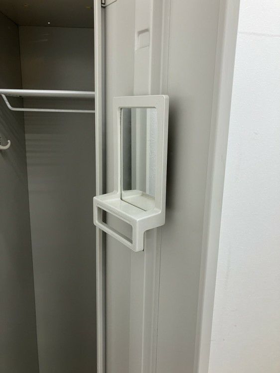 オカムラFZタイプシリーズ 1人用ロッカー 商品画像9