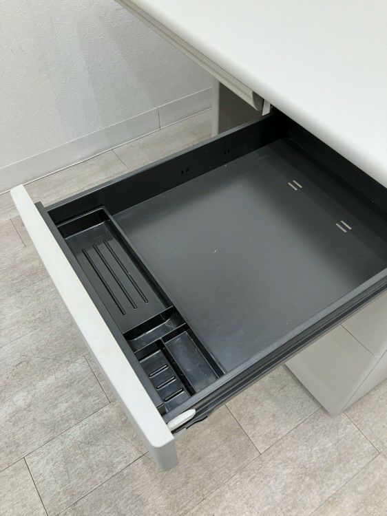 オカムラSD-eシリーズ 1000片袖デスク 商品画像11