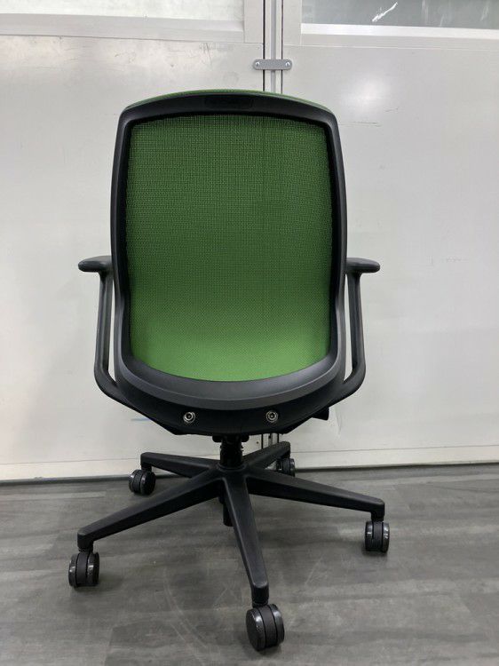 ウチダ（内田洋行）ニンバスチェア 固定肘付ニンバスチェア 商品画像4