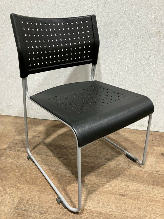 アイリスチトセスタッキングチェア4脚セット 商品画像2