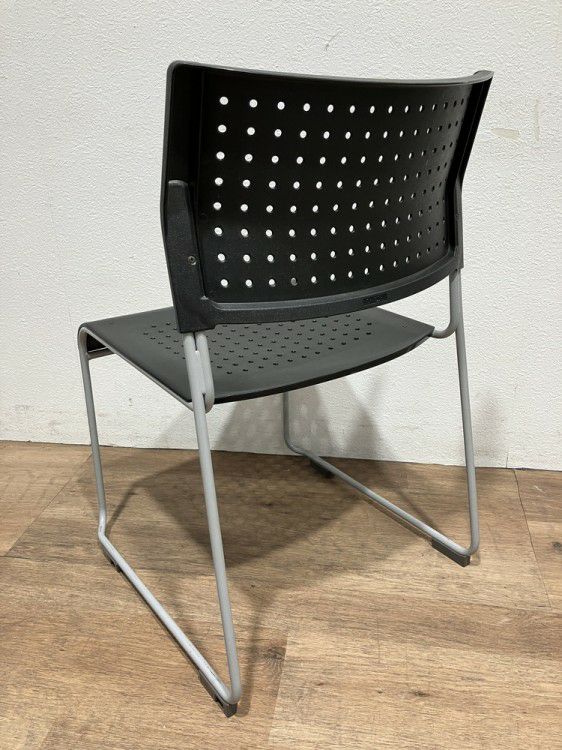 アイリスチトセスタッキングチェア4脚セット 商品画像3