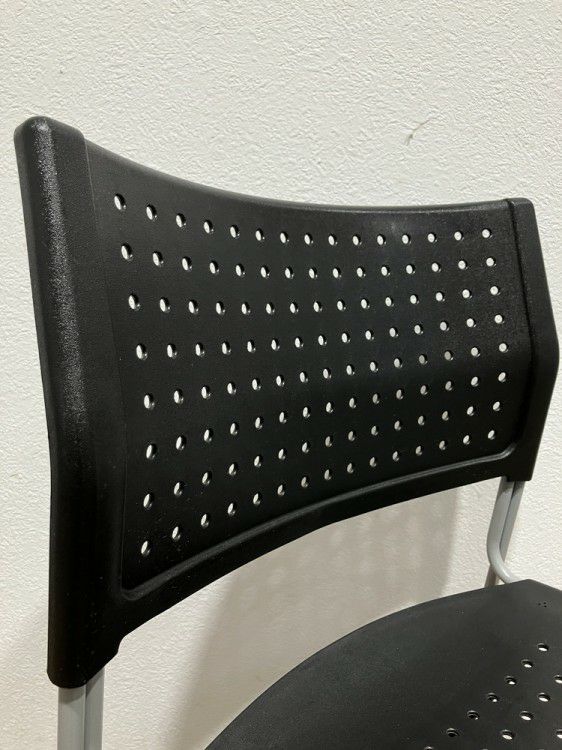 アイリスチトセスタッキングチェア4脚セット 商品画像4