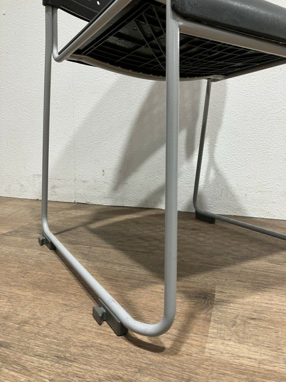 アイリスチトセスタッキングチェア4脚セット 商品画像6