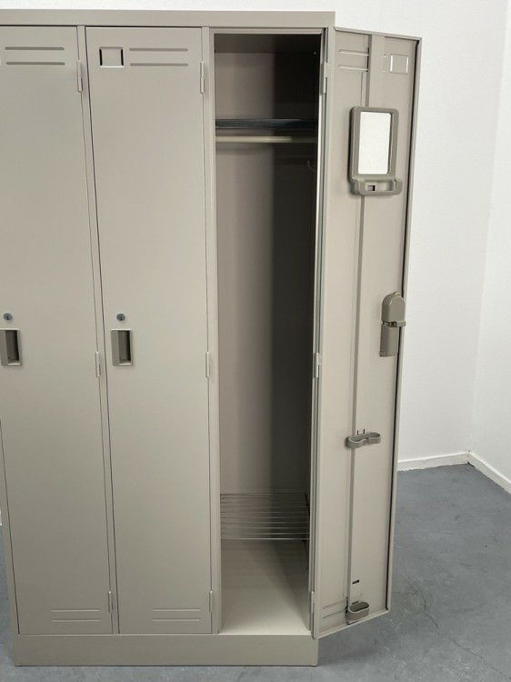 コクヨLKシリーズ　（コクヨ） 3人用ロッカー 商品画像10