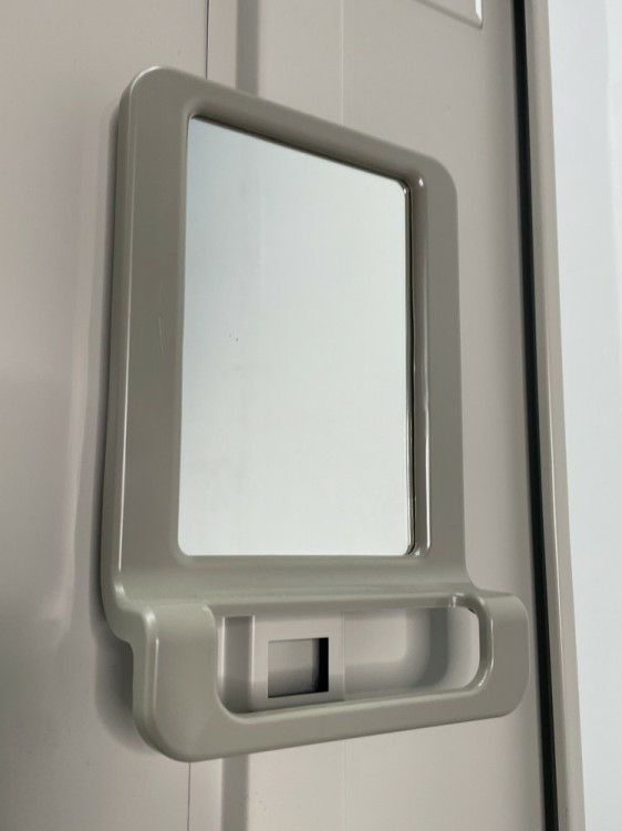 コクヨLKシリーズ　（コクヨ） 3人用ロッカー 商品画像13