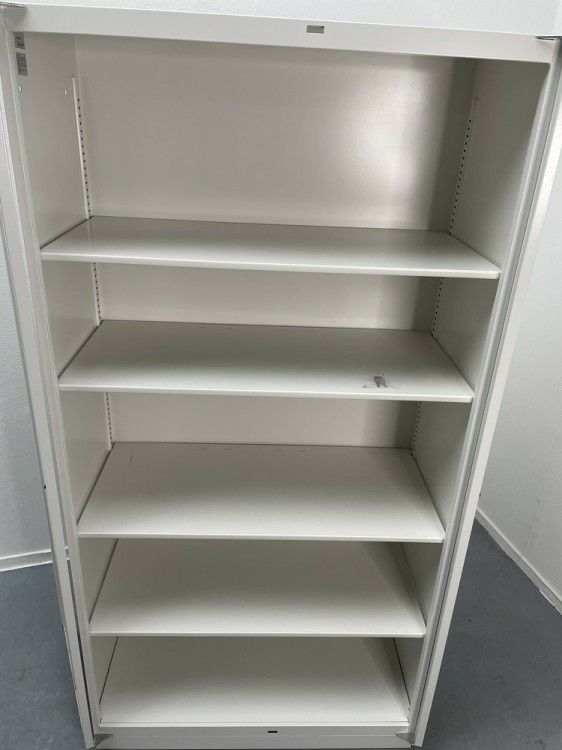 イトーキシンラインシリーズ 両開き書庫 商品画像8