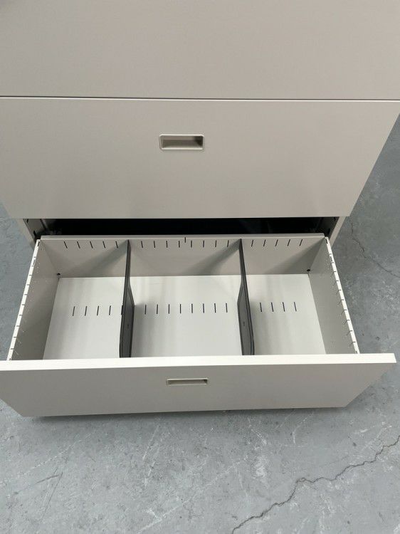 イトーキシンラインシリーズ 両開きラテラル上下書庫 商品画像13