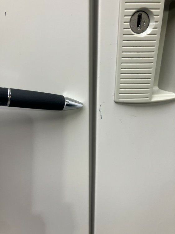 オカムラFZタイプシリーズ 8人用ロッカー 商品画像9